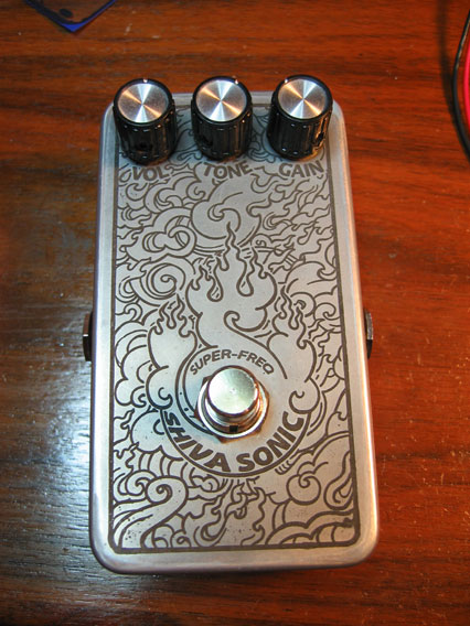 Big Muff with etched box